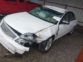 2006 Ford Five Hundred Limited с VIN 1FAFP25106G137786, выставлен на аукционе IAAI как лот 42147252 с пробегом Не указан миль и . История ставок и продаж доступна на DreamBid. Изображение 2.