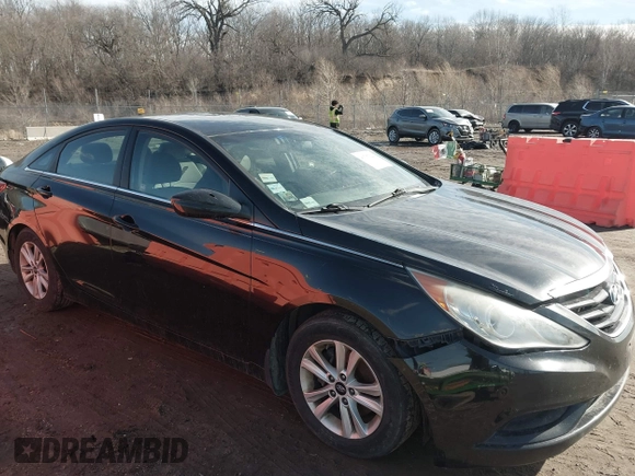 2011 Hyundai Sonata GLS with VIN 5NPEB4AC9BH171075, listed as a IAAI auction lot 41707321 with 220,270 mi miles. Bid and sale history available at carsss.com. Image 13.