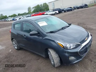 2020 Chevrolet Spark LS with VIN KL8CB6SA8LC414512, listed as a IAAI auction lot 40288911 with 30,916 mi miles. Bid and sale history available at carsss.com. Image 1.