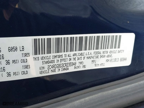 2012 Dodge Grand Caravan SE with VIN 2C4RDGBG3CR235940, listed as a IAAI auction lot 41322892 with 146,789 mi miles. Bid and sale history available at carsss.com. Image 9.