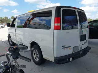 2008 Chevrolet Express Cargo with VIN 1GCFG154681204556, listed as a IAAI auction lot 41928049 with 171,171 mi miles and . Bid and sale history available at DreamBid. Image 3.