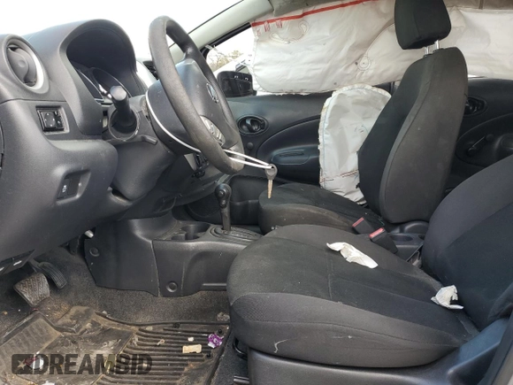 2015 Nissan Note S Plus with VIN 3N1CE2CP2FL417685, listed as a Copart auction lot 52495745 with 145,153 mi miles and Salvage Title. Bid and sale history available at DreamBid. Image 7.