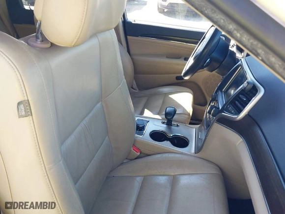 2015 Jeep Grand Cherokee Limited with VIN 1C4RJFBG2FC633317, listed as a IAAI auction lot 41733416 with 169,340 mi miles. Bid and sale history available at carsss.com. Image 5.