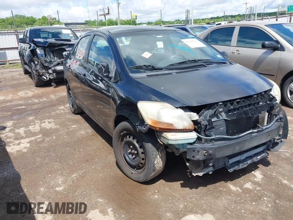 2010 Toyota Yaris with VIN JTDBT4K3XA4076432, listed as a IAAI auction lot 42208274 with 326,837 mi miles. Bid and sale history available at carsss.com. Image 1.