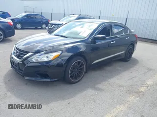 2016 Nissan Altima SR with VIN 1N4AL3AP2GC142213, listed as a IAAI auction lot 41946863 with 100,858 mi miles and . Bid and sale history available at carsss.com. Image 2.