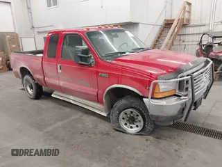 2001 Ford Super Duty F-250 XL with VIN 1FTNX21S81EC45226, listed as a IAAI auction lot 41363552 with 78,612 mi miles. Bid and sale history available at carsss.com. Image 1.
