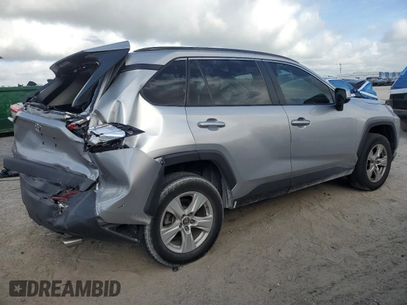 2021 Toyota RAV4 XLE with VIN 2T3W1RFV9MC128500, listed as a Copart auction lot 51896685 with 56,438 mi miles and Salvage Title. Bid and sale history available at carsss.com. Image 3.