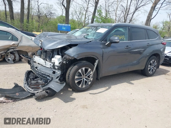 2023 Toyota Highlander L with VIN 5TDKDRBH6PS500241, listed as a IAAI auction lot 42026413 with 53,279 mi miles and . Bid and sale history available at DreamBid. Image 17.