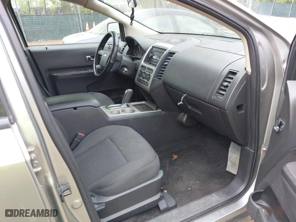 2008 Ford Edge SE with VIN 2FMDK36C38BA96954, listed as a IAAI auction lot 42095172 with 227,457 mi miles. Bid and sale history available at carsss.com. Image 5.