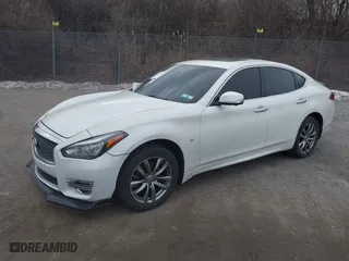 2016 Infiniti Q70 with VIN JN1BY1AR8GM270331, listed as a IAAI auction lot 41497630 with 93,922 mi miles. Bid and sale history available at carsss.com. Image 17.