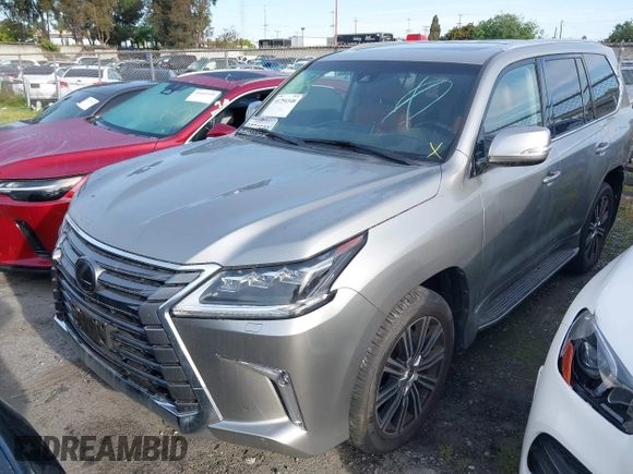 2021 Lexus LX 570 z VIN JTJDY7AX9M4335171, wystawiony jako IAAI lot #41754348 z przebiegiem 32 119 mil mil oraz . Historia ofert i sprzedaży dostępna na DreamBid. Obrazek 18.