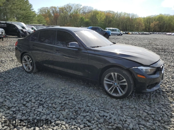2013 BMW 3 Series 328i xDrive with VIN WBA3B5G5XDNS01335, listed as a Copart auction lot 54147535 with 138,505 mi miles and Salvage title. Bid and sale history available at DreamBid. Image 4.