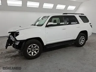 2024 Toyota 4Runner TRD Off Road with VIN JTEPU5JR1R6213834, listed as a Copart auction lot 42604765 with 19,383 mi miles and Clean Title. Bid and sale history available at carsss.com. Image 1.