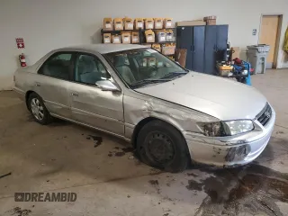 2001 Toyota Camry CE z VIN 4T1BG22K91U101946, wystawiony jako Copart lot #59685795 z przebiegiem 99 347 mil mil oraz Szkoda całkowita • Salvage title. Historia ofert i sprzedaży dostępna na DreamBid. Obrazek 4.
