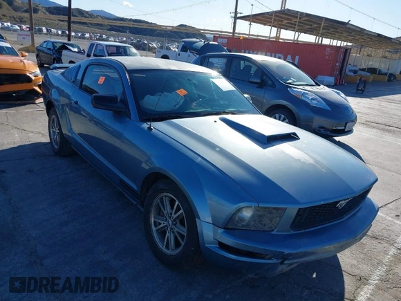 2005 Ford Mustang Deluxe with VIN 1ZVHT80N155109935, listed as a IAAI auction lot 41709205 with 150,015 mi miles and . Bid and sale history available at carsss.com. Image 1.