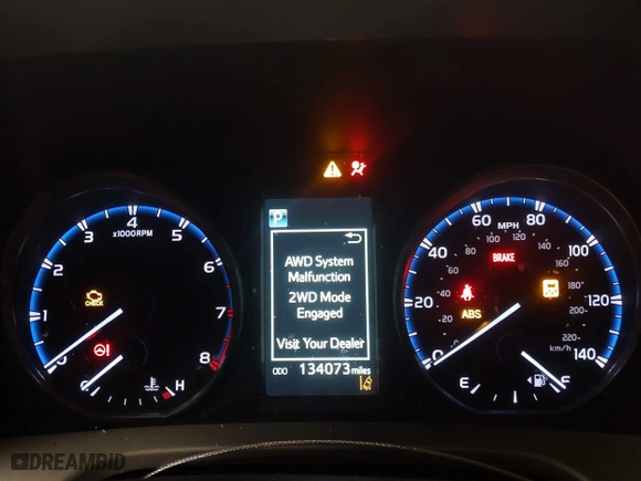 2017 Toyota RAV4 XLE with VIN 2T3RFREV3HW555319, listed as a IAAI auction lot 41946308 with 134,073 mi miles. Bid and sale history available at carsss.com. Image 7.