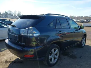 2004 Lexus RX 330 with VIN JTJGA31UX40037476, listed as a IAAI auction lot 41881993 with 204,478 mi miles and . Bid and sale history available at carsss.com. Image 4.