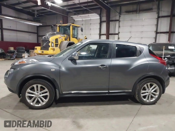 2011 Nissan Juke SL with VIN JN8AF5MV5BT024340, listed as a IAAI auction lot 41740434 with 142,663 mi miles. Bid and sale history available at carsss.com. Image 14.