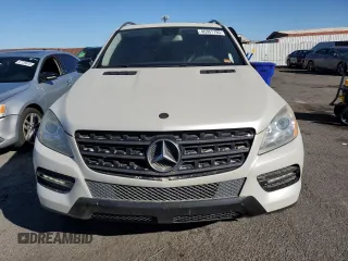 2015 Mercedes-Benz M ML 350 with VIN 4JGDA5JB1FA601587, listed as a Copart auction lot 46361785 with 140,942 mi miles and Salvage Title. Bid and sale history available at carsss.com. Image 5.