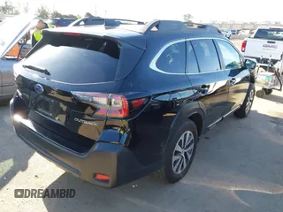2024 Subaru Outback Premium with VIN 4S4BTADC5R3289040, listed as a IAAI auction lot 41904302 with 10,861 mi miles and . Bid and sale history available at DreamBid. Image 4.