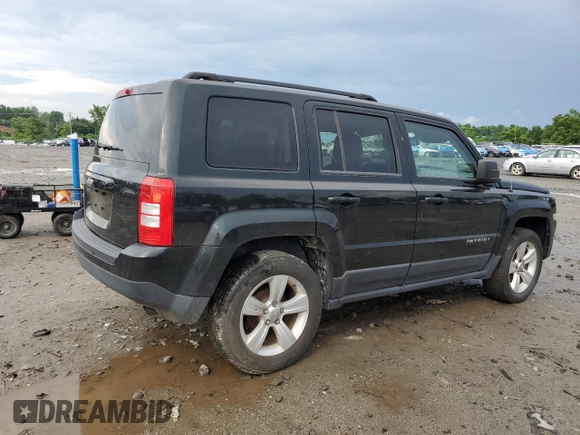 2013 Jeep Patriot Sport z VIN 1C4NJRBB7DD218182, wystawiony jako Copart lot #61376575 z przebiegiem 157 754 mil mil oraz Czysty tytuł • Clean title. Historia ofert i sprzedaży dostępna na DreamBid. Obrazek 3.