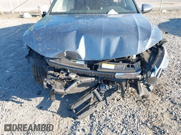 2022 Volkswagen Jetta SE with VIN 3VWEM7BU6NM026607, listed as a IAAI auction lot 42045947 with 81,724 mi miles and . Bid and sale history available at DreamBid. Image 6.