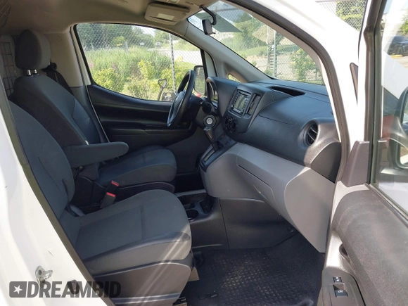 2018 Nissan NV200 SV с VIN 3N6CM0KN2JK699942, выставлен на аукционе IAAI как лот 42757531 с пробегом 201 362 миль миль и . История ставок и продаж доступна на DreamBid. Изображение 5.