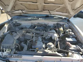1998 Toyota 4Runner with VIN JT3GM84R3W0035025, listed as a Copart auction lot 73585894 with 203,819 mi miles and Salvage title. Bid and sale history available at DreamBid. Image 12.