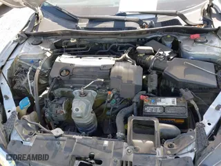 2013 Honda Accord Sdn LX with VIN 1HGCR2F38DA088376, listed as a IAAI auction lot 41984903 with 206,709 mi miles. Bid and sale history available at carsss.com. Image 10.