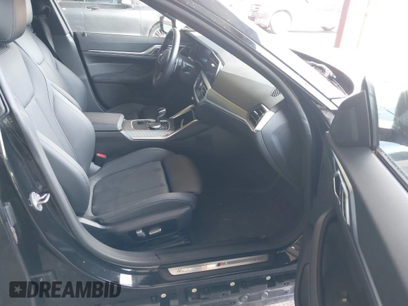 2023 BMW 4 Series 430i xDrive z VIN WBA73AV00PFP22674, wystawiony jako IAAI lot #42619544 z przebiegiem 37 837 mil mil oraz . Historia ofert i sprzedaży dostępna na DreamBid. Obrazek 5.