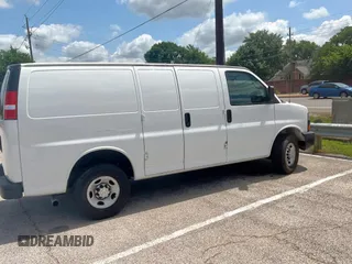 2021 Chevrolet Express Cargo with VIN 1GCWGAFP2M1267284, listed as a Copart auction lot 59144545 with 76,236 mi miles and Clean title. Bid and sale history available at DreamBid. Image 4.