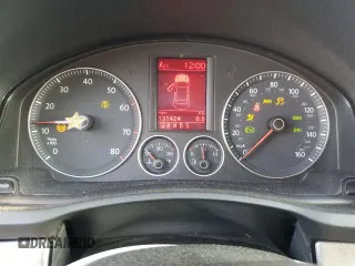 2005 Volkswagen Jetta 2.5L with VIN 3VWRF71K55M633965, listed as a Copart auction lot 58065205 with 131,424 mi miles and Salvage title. Bid and sale history available at DreamBid. Image 9.