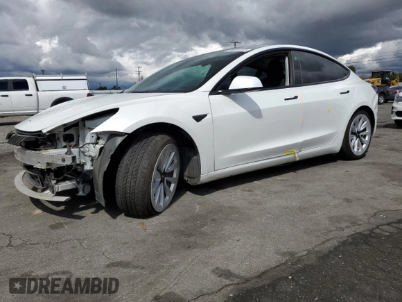 2022 Tesla Model 3 Long Range z VIN 5YJ3E1EB7NF365962, wystawiony jako Copart lot #48601865 z przebiegiem 121 541 mil mil oraz Szkoda całkowita • Salvage title. Historia ofert i sprzedaży dostępna na DreamBid. Obrazek 1.