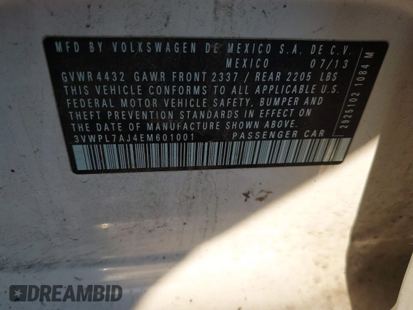 2014 Volkswagen Jetta TDI with VIN 3VWPL7AJ4EM601001, listed as a IAAI auction lot 41673953 with 118,644 mi miles and . Bid and sale history available at DreamBid. Image 9.