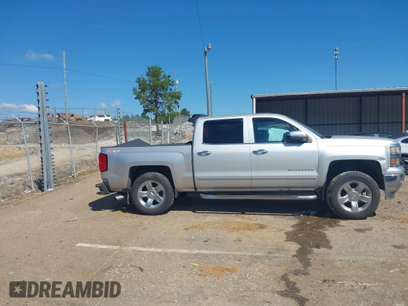 2015 Chevrolet Silverado 1500 LTZ with VIN 3GCUKSEC6FG510061, listed as a IAAI auction lot 40384385 with 156,882 mi miles. Bid and sale history available at carsss.com. Image 13.