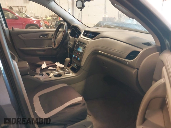 2013 Chevrolet Traverse LS with VIN 1GNKRFEDXDJ115662, listed as a IAAI auction lot 41879095 with 198,150 mi miles. Bid and sale history available at carsss.com. Image 5.