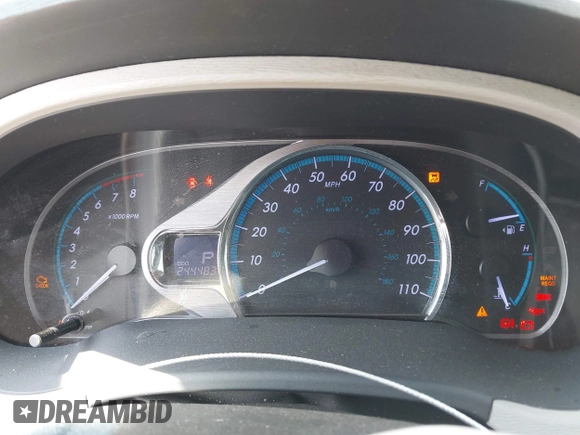 2012 Toyota Sienna XLE AAS z VIN 5TDYK3DC3CS240342, wystawiony jako IAAI lot #42172125 z przebiegiem 244 483 mil mil oraz . Historia ofert i sprzedaży dostępna na DreamBid. Obrazek 7.