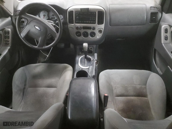 2007 Ford Escape XLT with VIN 1FMYU03187KA51056, listed as a Copart auction lot 85383424 with 0 mi miles and Non Repairable. Bid and sale history available at carsss.com. Image 8.