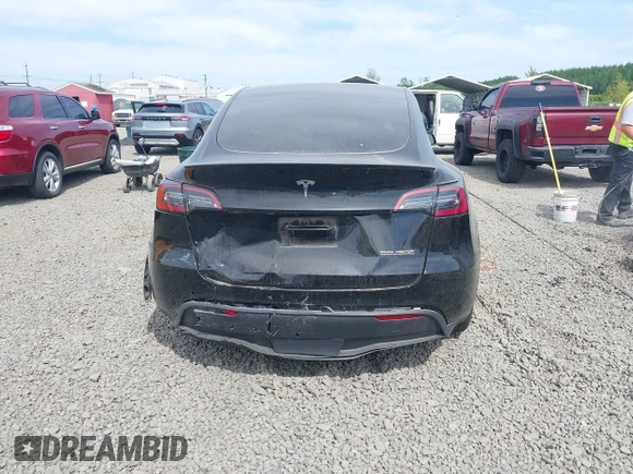 2022 Tesla Model Y Performance z VIN 7SAYGDEF5NF546680, wystawiony jako IAAI lot #42229359 z przebiegiem 55 597 mil mil oraz . Historia ofert i sprzedaży dostępna na DreamBid. Obrazek 16.