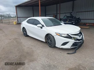 2019 Toyota Camry LE z VIN 4T1B11HK2KU297216, wystawiony jako IAAI lot #41811092 z przebiegiem 93 344 mil mil oraz . Historia ofert i sprzedaży dostępna na DreamBid. Obrazek 1.