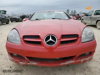 2007 Mercedes-Benz SLK-Class 3.0L with VIN WDBWK54F97F140571, listed as a Copart auction lot 46178715 with 204,397 mi miles and Salvage Title. Bid and sale history available at carsss.com. Image 5.