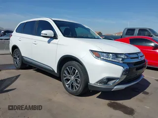 2018 Mitsubishi Outlander SE z VIN JA4AD3A3XJZ015423, wystawiony jako IAAI lot #42413994 z przebiegiem 114 878 mil mil oraz . Historia ofert i sprzedaży dostępna na DreamBid. Obrazek 1.