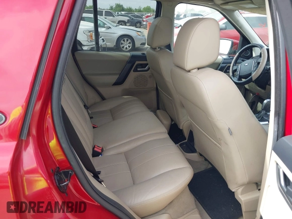 2011 Land Rover LR2 HSE with VIN SALFR2BN2BH273281, listed as a IAAI auction lot 42772926 with 146,295 mi miles and . Bid and sale history available at DreamBid. Image 8.