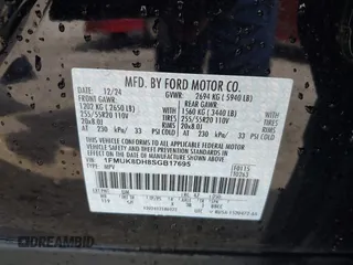 2025 Ford Explorer Active z VIN 1FMUK8DH8SGB17695, wystawiony jako IAAI lot #42198872 z przebiegiem 2 795 mil mil oraz . Historia ofert i sprzedaży dostępna na DreamBid. Obrazek 9.
