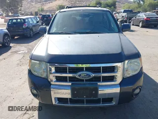 2008 Ford Escape Hybrid z VIN 1FMCU49H08KA21721, wystawiony jako IAAI lot #42493779 z przebiegiem 142 542 mil mil oraz . Historia ofert i sprzedaży dostępna na DreamBid. Obrazek 6.