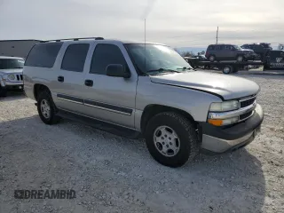 2004 Chevrolet Suburban LS with VIN 3GNEC16Z94G327398, listed as a Copart auction lot 88210895 with 254,365 mi miles and Salvage Title. Bid and sale history available at carsss.com. Image 4.