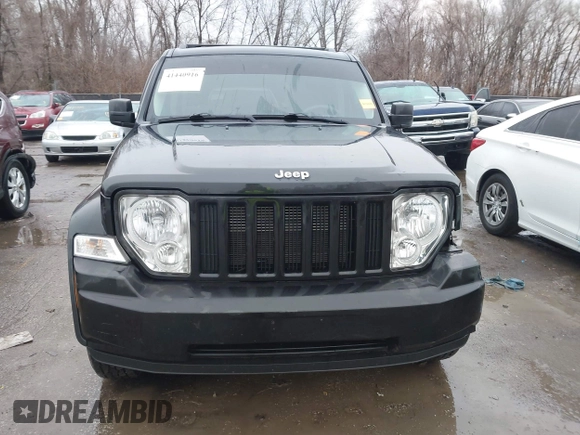 2008 Jeep Liberty Sport z VIN 1J8GN28KX8W187590, wystawiony jako IAAI lot #41440916 z przebiegiem 168 798 mil mil oraz . Historia ofert i sprzedaży dostępna na DreamBid. Obrazek 12.