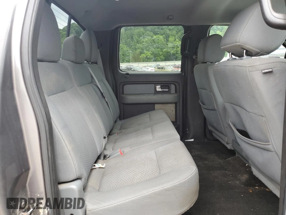 2012 Ford F-150 XL z VIN 1FTFW1ET4CFB13159, wystawiony jako Copart lot #61289855 z przebiegiem 293 863 mil mil oraz Czysty tytuł • Clean title. Historia ofert i sprzedaży dostępna na DreamBid. Obrazek 10.