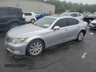 2008 Lexus LS 460 with VIN JTHBL46F185071661, listed as a Copart auction lot 57762175 with 122,958 mi miles and Clean title. Bid and sale history available at DreamBid. Image 1.