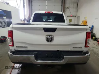 2024 Ram 2500 Big Horn with VIN 3C6UR5DL1RG266801, listed as a Copart auction lot 54773055 with 33,394 mi miles and Clean Title. Bid and sale history available at carsss.com. Image 6.